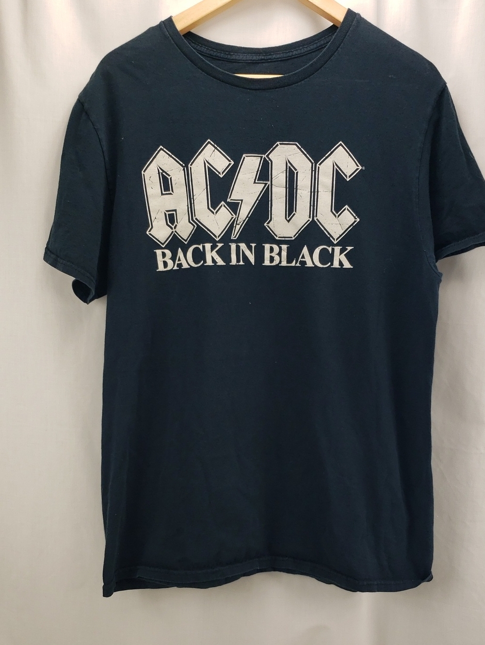 ACDC Back In Black Graphic Tshirt Size M